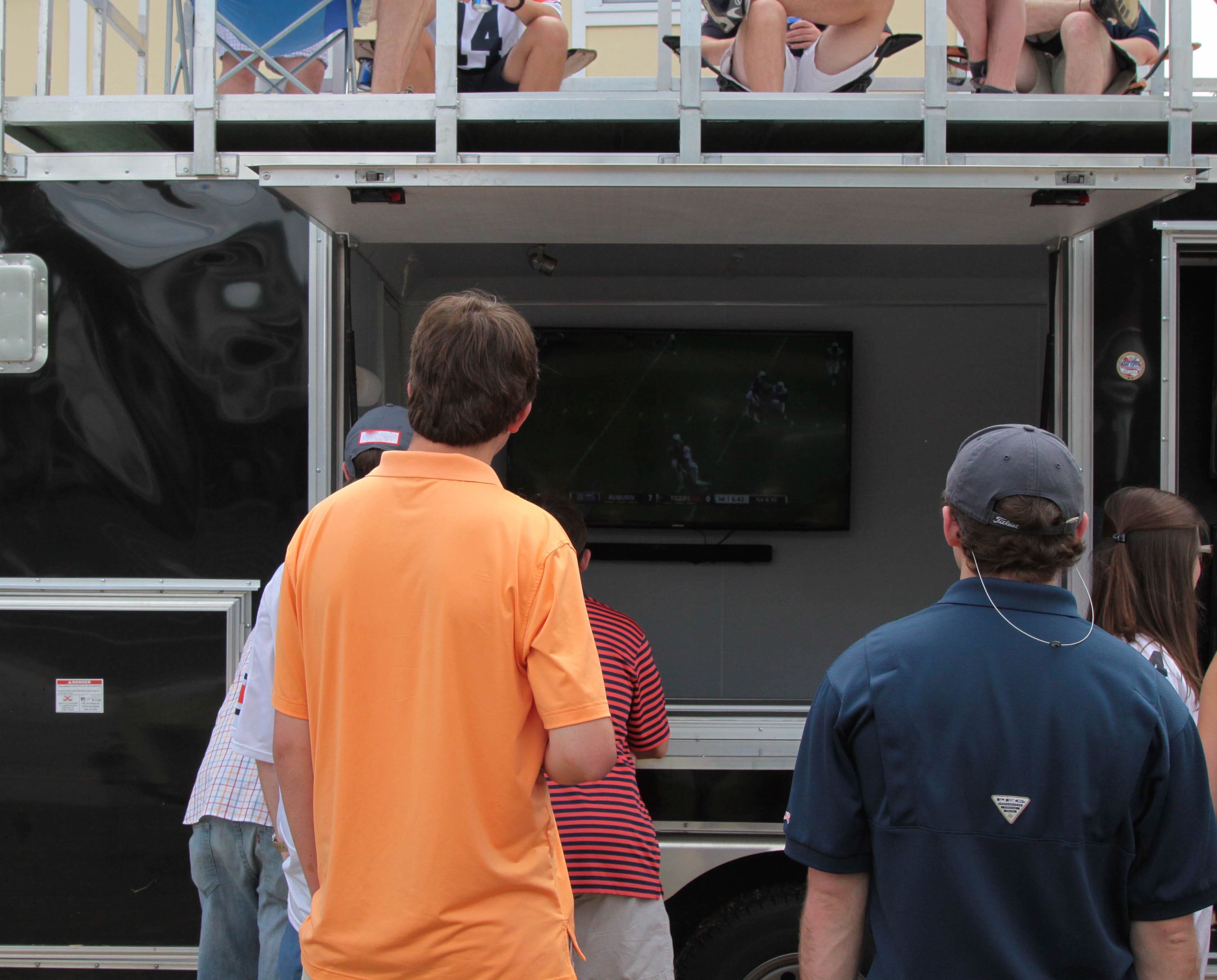 Tailgating-trailer-event-tailgate-king